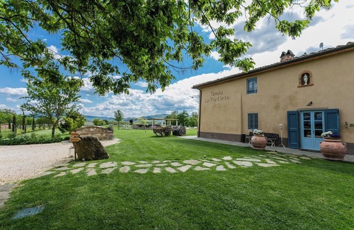 Scarperia e San Piero Villa | Wonderful private villa for 14 guests with WIFI, A/C, private pool, veranda and panoramic view