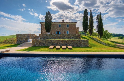 Torre A Castello Villa | Wonderful private villa for 12 people with private pool, A/C, WIFI, terrace and panoramic view