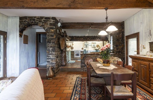 Triora Villa | Wonderful private villa with WIFI, private pool, patio, pets allowed, panoramic view and parking