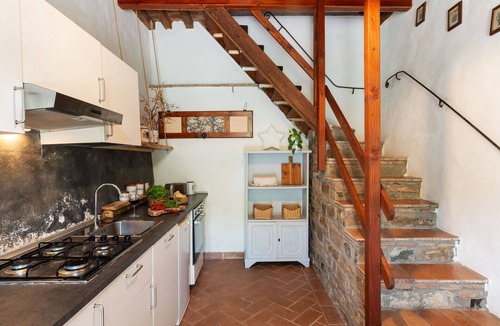 Borgo San Lorenzo Villa | Wonderful villa for 6 people with WIFI, private pool, TV and panoramic view, close to Florence