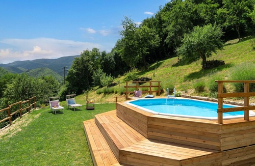 Borgo San Lorenzo Villa | Wonderful villa for 6 people with WIFI, private pool, TV and panoramic view, close to Florence