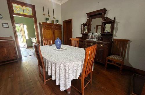 Brits House | Wooden Door Guesthouse