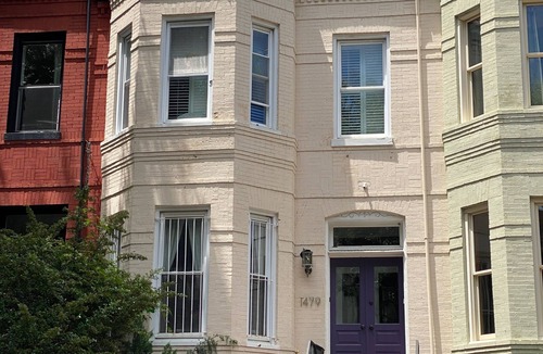 Cardozo House | World Pride Central: Walk to restaurants, bars, clubs, park, Metro