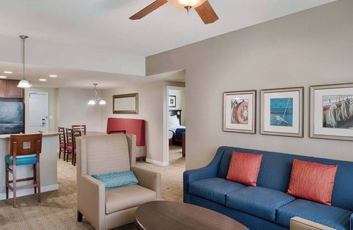 National Harbor Condo | Wyndham National Harbor 2BR Apartment with Resort Access