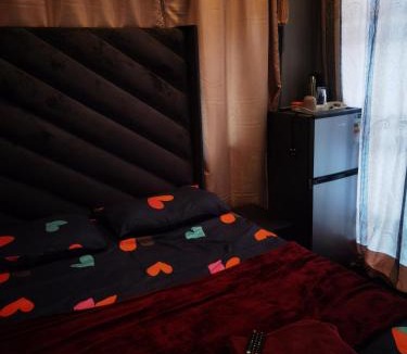 Greater Johannesburg Metropolitan Area House | Yellow Stars Guesthouses