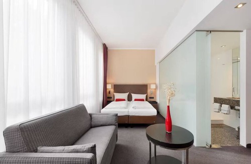 Obersendling Hotel | Your Next Great Escape Starts Here – Book Your Stay Today! Pets Are Welcome!