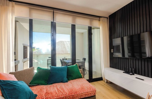 Stellenbosch Central Apartment | Stylish Apartment in Cape Winelands District