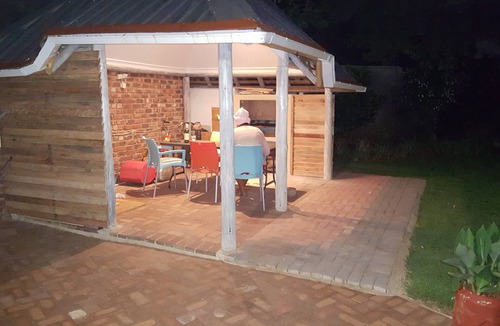 Fairland House | Boutique self catering Guesthouse 4 independent cottages that sleep 13 in total