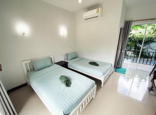 บ้านชมเขา - Baan Chom Khao