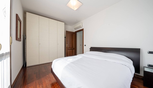 [10min Dalla Ghirlandina] Love and Relax in Modena