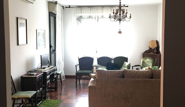 110 SQM Apartment - 2 BEDROOMS AND 2 BATHROOMS - EXPENSES AND SERVICES INCLUDED - FREE WI-FI