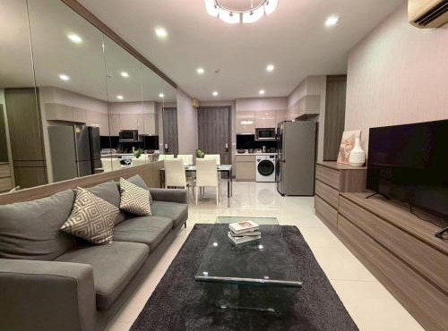 2 Bed 2 Bath Luxury Apartment Next to Convention Center