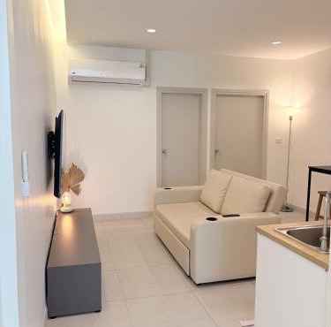 2 Bed & 2 Bath Suite, 5th floor