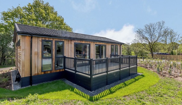 2 bedroom accommodation in Snitterfield, Stratford Upon Avon