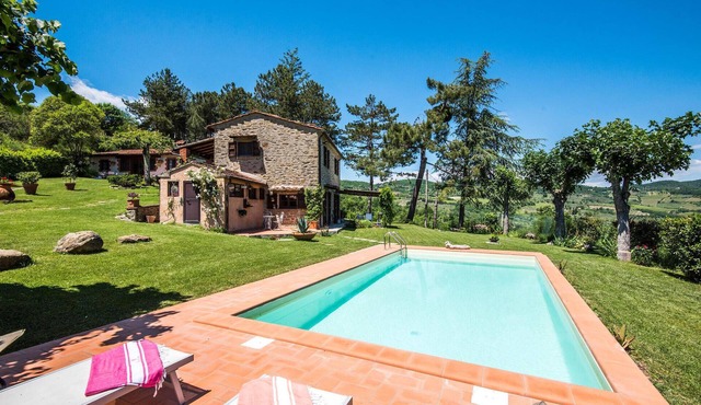 2 bedroom gorgeous home in Capolona