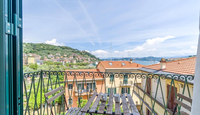 2 bedroom lovely apartment in Le Grazie