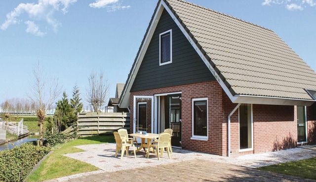 2 bedroom lovely home in Opperdoes