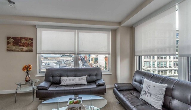 2 BR Fully Furnished Apartment at Penn Quarters - Surrounded by Best Restaurants in Town