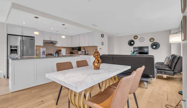 2 BR Fully Furnished Apartment at Penn Quarters - Surrounded by Best Restaurants in Town
