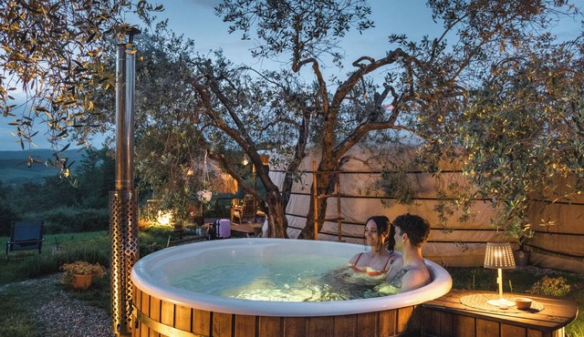 2 Cuori e 1 Yurta Glamping in Toscana