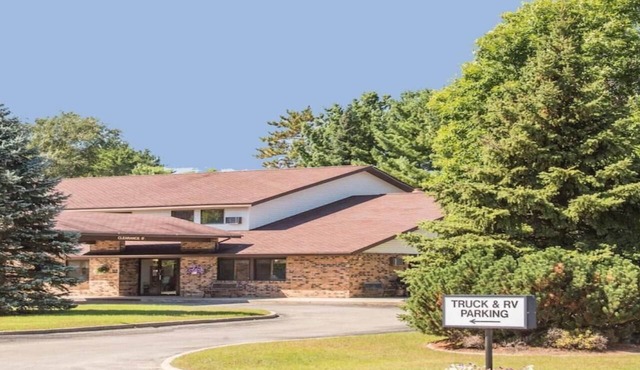 2 Full Beds|Nsmk|Wautoma Inn