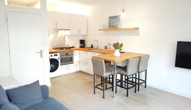 2-room Apartment + 2 E-bikes