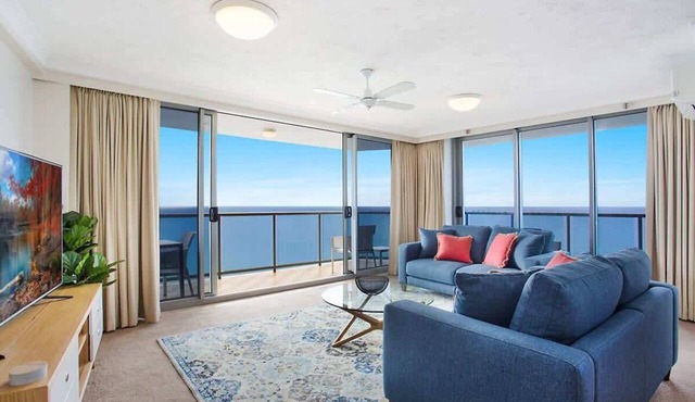 25A Peninsula Surfers Paradise Beach Views
