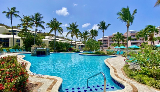 2br on Cowpet Beach w/Huge pool & 2 restaurants!
