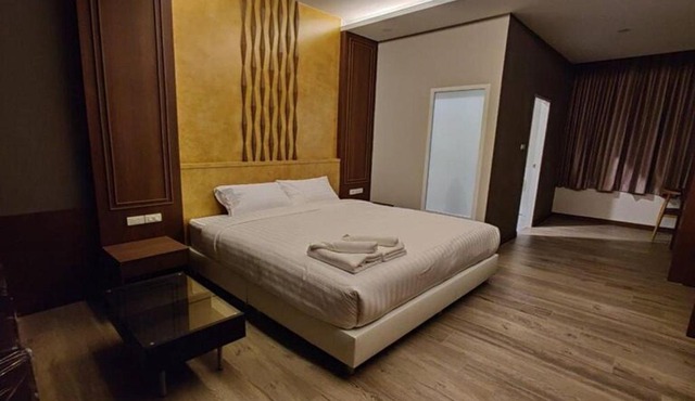 2M Place Apartment