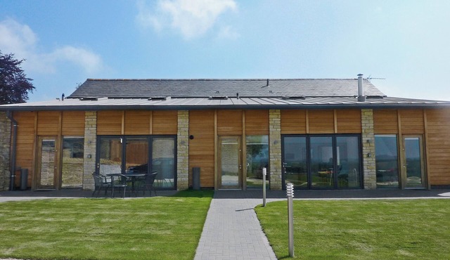 3 bedroom accommodation in Aynho, near Banbury