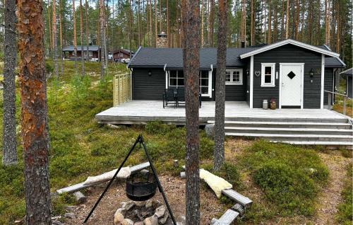 3 Bedroom Amazing Home In Kirkenær