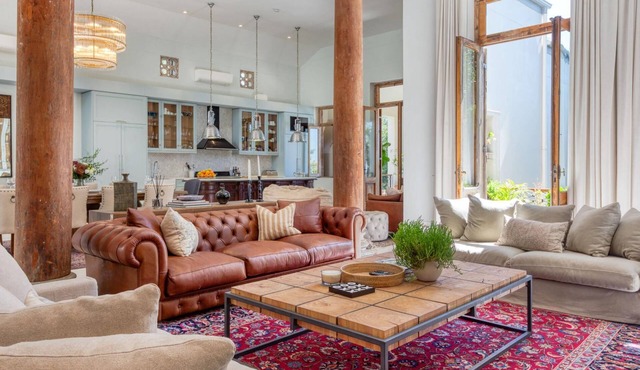 3 bedroom Cape Town stunning villa