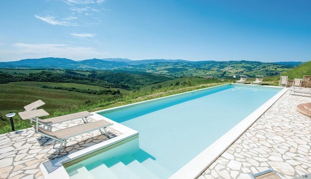 3 bedroom cozy home in Volterra PI