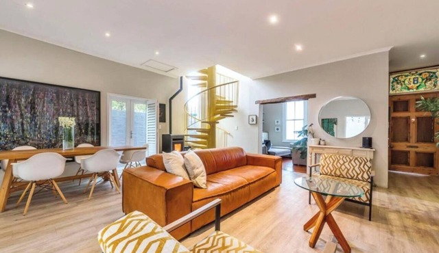 3 Bedroom Home in Gardens Cape Town
