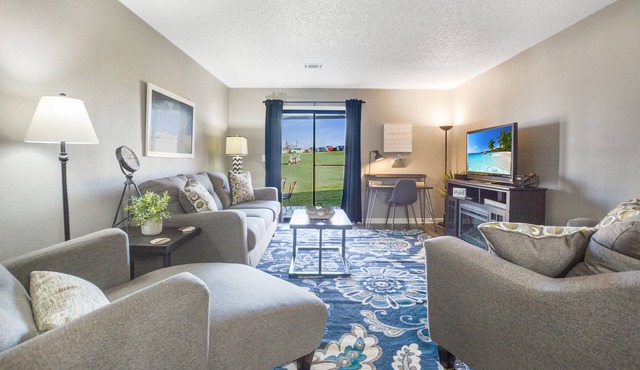 3 Pools, Year Round Indoor pool and Hot tub, Gorgeous and Fun/10th Tee, WALK IN