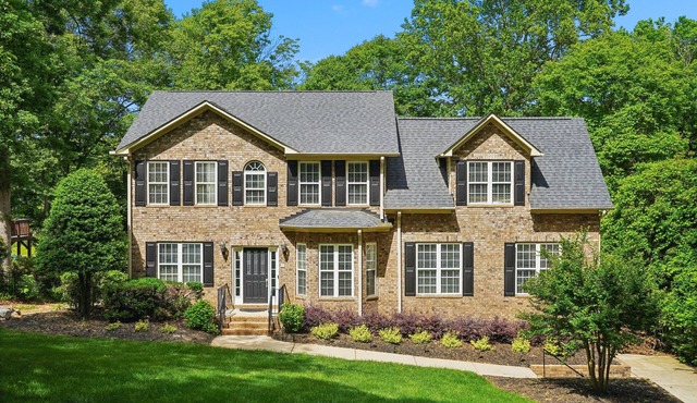 3 Story Waterfront Brick Home w Brand New Pool/Spa, foosball, ping pong and much more