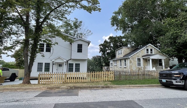 332/338 judysplaces in Lansdowne, 2 houses combo