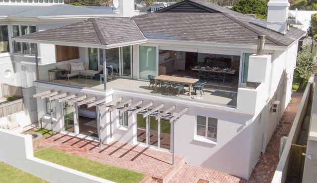 34 Mossel River 8 | Sleeps 8 | Ocean Views | Pool