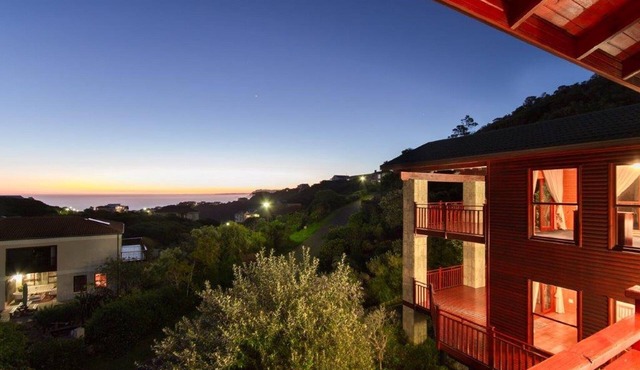 38 m² room with breakfast and Sea view or entire 450 sqm holiday home