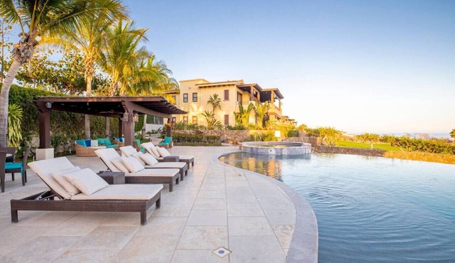 3BD Golf Front - Hot Tub & Beach Club in PLC