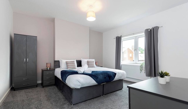 3BR Durham | Contractors & Long Stay Deals