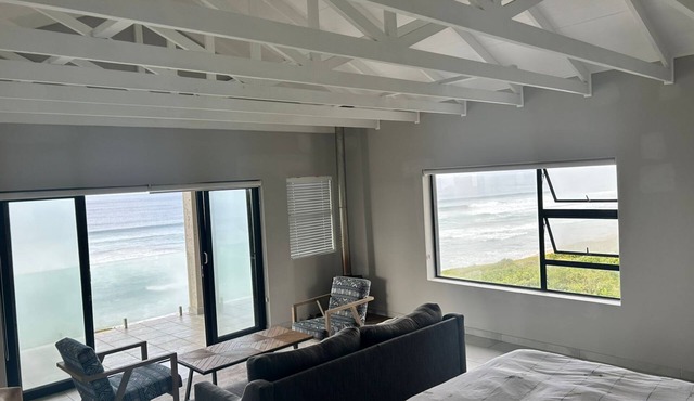 4-bedroom Beachside house in Garden Route District