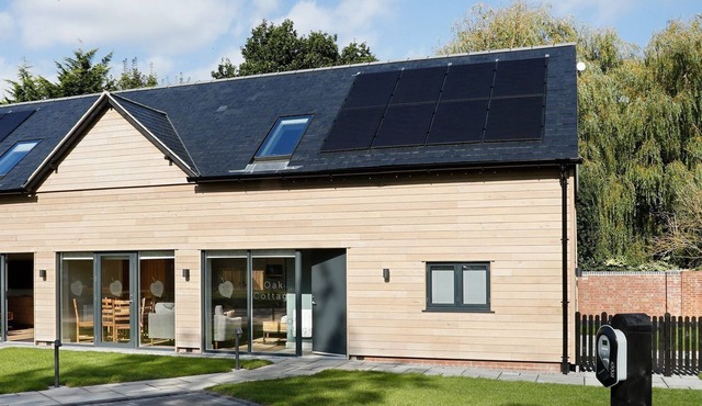 4 bedroom accommodation in Dorsington, near Stratford-Upon-Avon