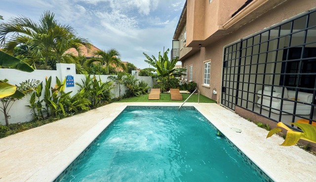 4-bedroom villa in fabulous St. Ann Parish with AC, WiFi