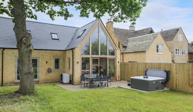 4 Wellacres Cottage