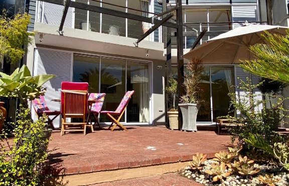 42 Spinnaker, The Quays