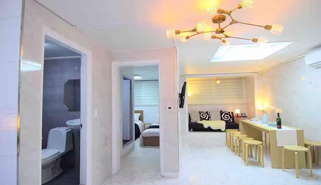 4br & 3bath 8분 홍대역 4번 출구