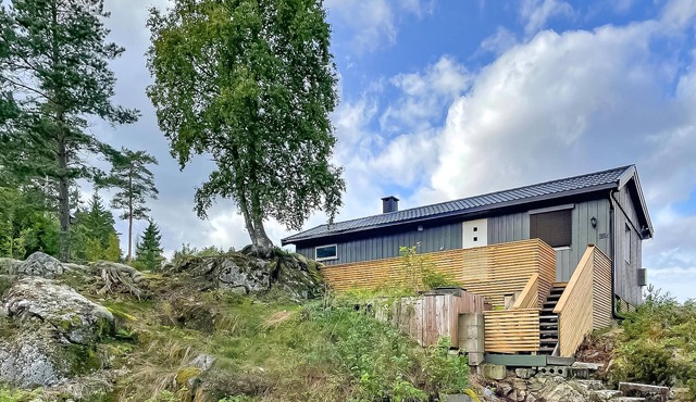5 bedroom lovely home in Trøgstad