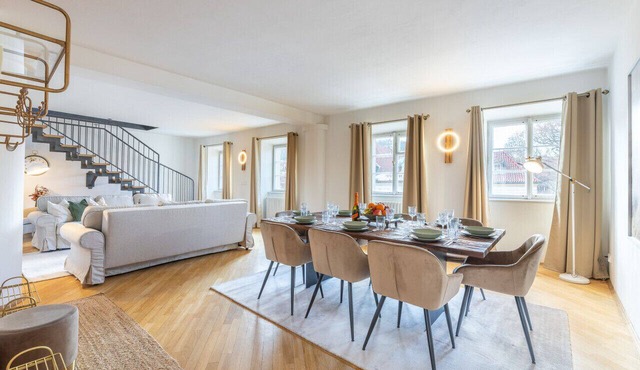 5-Bedroom Luxury Retreat near Charles Bridge by EasyBNB Premium