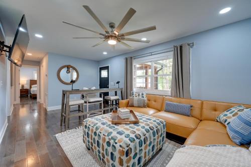 5 Mi to Lake Thom-A-Lex: Family-Friendly Retreat